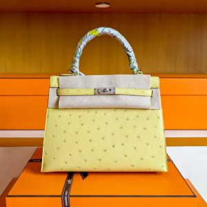 ケリー オーストリッチ 定価