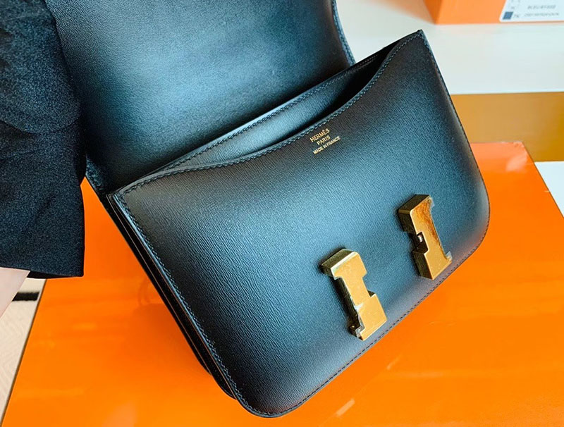 エルメス コンスタンス ミニ HERMES コンスタンス3 ミニ 黒 ブラック ボックスカーフ ゴールド金具 2627764 エルメス 新作バッグ - 画像 (4)