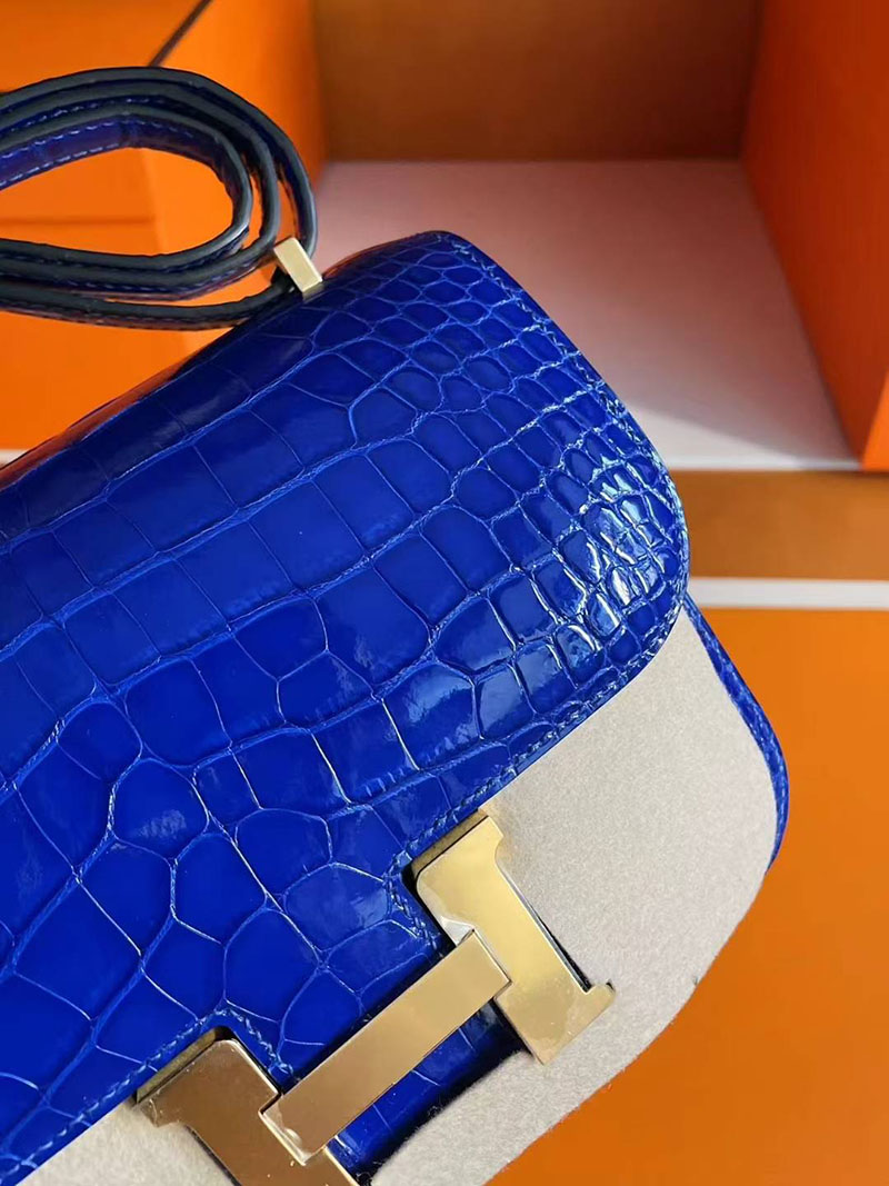 コンスタンス ミニ クロコ HERMES コンスタンス3 ミニ ブルーエレクトリック クロコダイル ゴールド金具 2627774 エルメス 新作バッグ - 画像 (6)