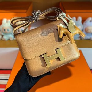 ショルダーバッグ 小さめ おしゃれ