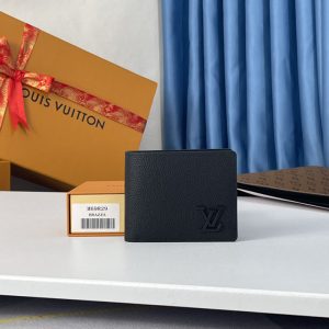 ルイヴィトン 財布 二つ折り 小銭入れあり