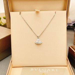 ブルガリ ネックレス 安い