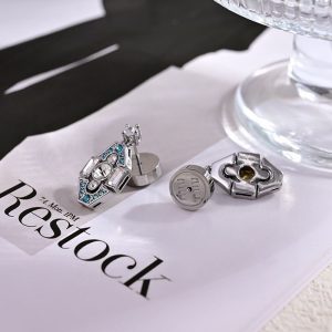 ミュウミュウ ピアス 値段