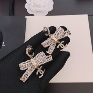 シャネル ピアス 安い順