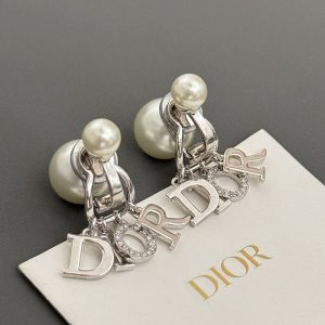 ディオール ピアス パール