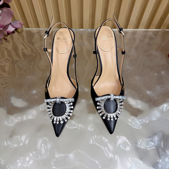 ヴァレンティノ 靴 シューズ レディース VALENTINO 80mm レザースクエアビジューパンプス 2628215 ヴァレンティノ パンプス 黒 - 画像 (5)