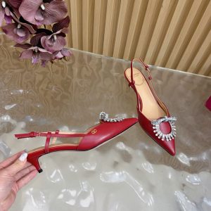 ヴァレンティノ パンプス 赤