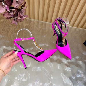 ヴェルサーチ ヒール