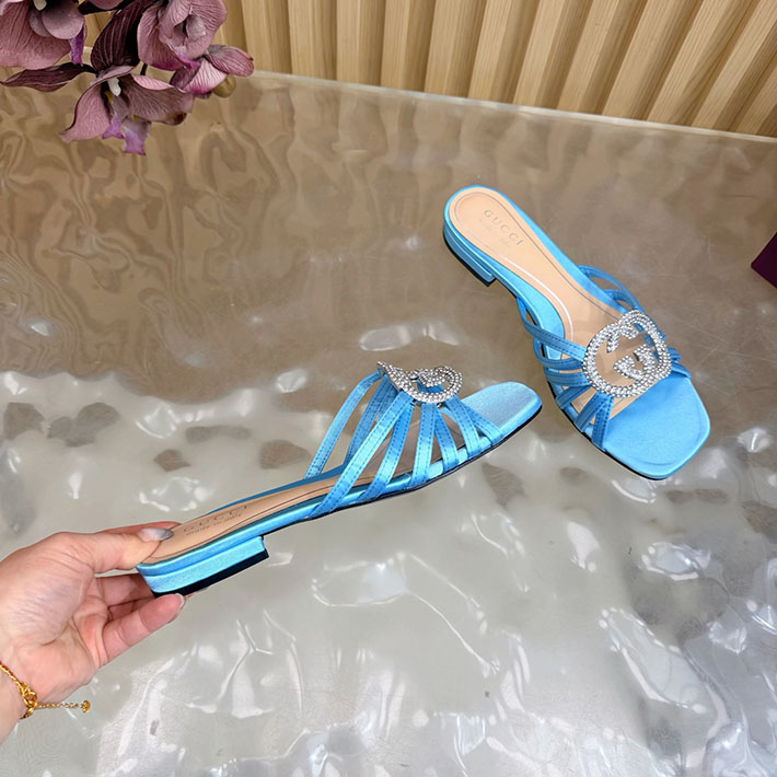 GUCCI ラバーサンダル