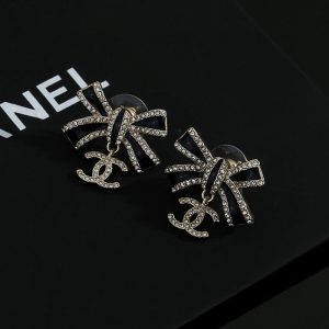 ピアス ブランド レディース