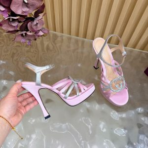 グッチサンダル値段