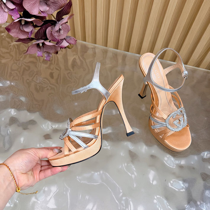 グッチ直営アウトレット店 GUCCI 105mm pump with crystal Interlocking G 2628308 グッチ サンダル ヒール - 画像 (4)