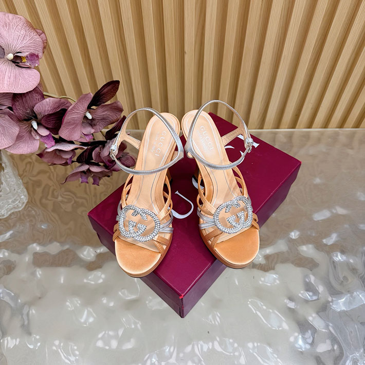 グッチ直営アウトレット店 GUCCI 105mm pump with crystal Interlocking G 2628308 グッチ サンダル ヒール - 画像 (9)