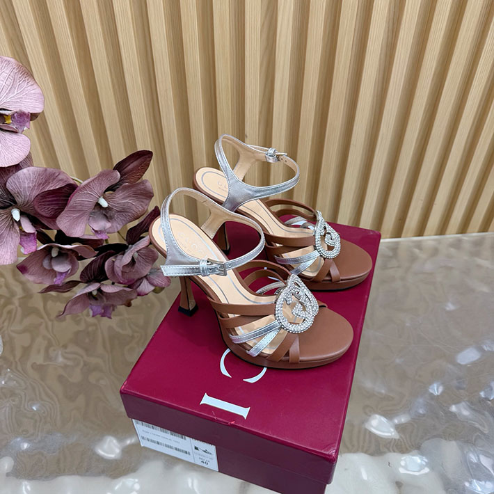 グッチ直営アウトレット店 GUCCI 105mm pump with crystal Interlocking G 2628315 レディース gucci アウトレット 商品一覧 - 画像 (9)