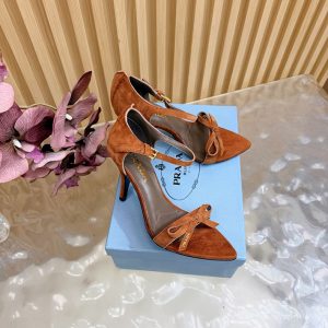 プラダ サンダル 夏