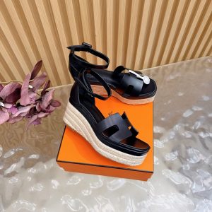 エルメス サンダル 定価