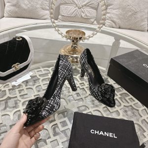 シャネル パンプス 定番