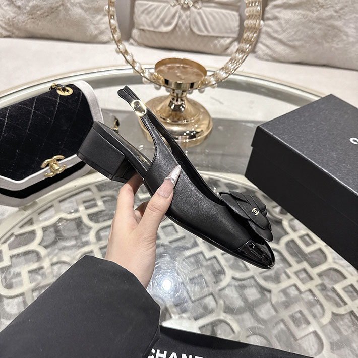 最高級シャネルスーパーコピー CHANEL 45mm カメリア ポインテッドトゥ サンダル ベルベット 2628367 サンダル レディース 人気 40代 - 画像 (8)