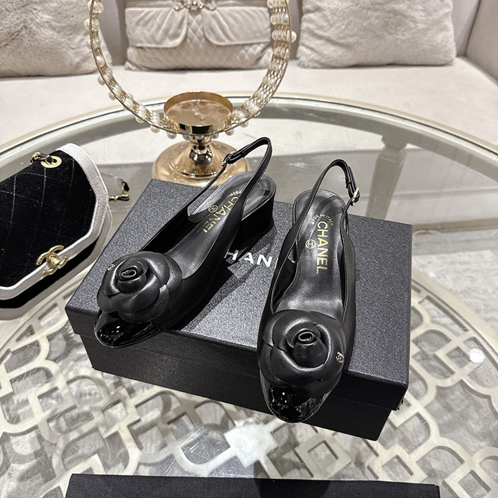 最高級シャネルスーパーコピー CHANEL 45mm カメリア ポインテッドトゥ サンダル ベルベット 2628367 サンダル レディース 人気 40代 - 画像 (7)