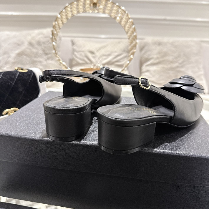 最高級シャネルスーパーコピー CHANEL 45mm カメリア ポインテッドトゥ サンダル ベルベット 2628367 サンダル レディース 人気 40代 - 画像 (6)