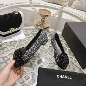 シャネル バレリーナ 値段