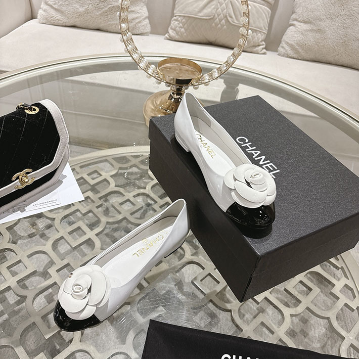 最高級シャネルスーパーコピー CHANEL 45mm 大人気バレリーナ フラットシューズ ホワイト 2628396 シャネル パンプス 値段 - 画像 (8)