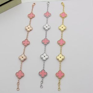 ヴァン クリーフ ブレスレット 値段