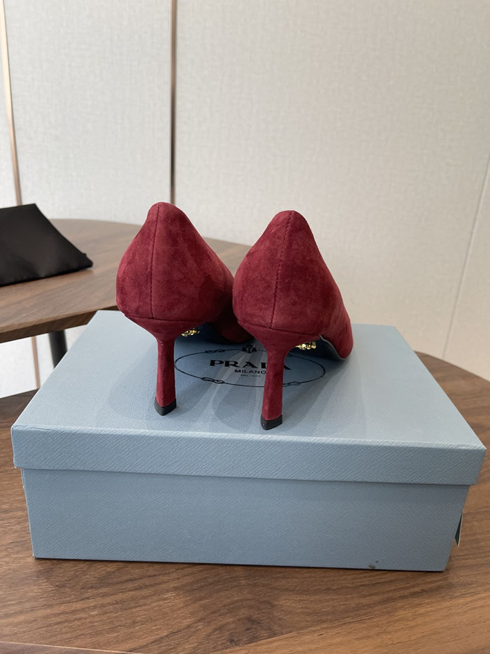 プラダ 靴 シューズ レディース 海外通販 PRADA 75mm バーガンディ スエード パンプス レッド 2628409 プラダ パンプス アウトレット - 画像 (7)