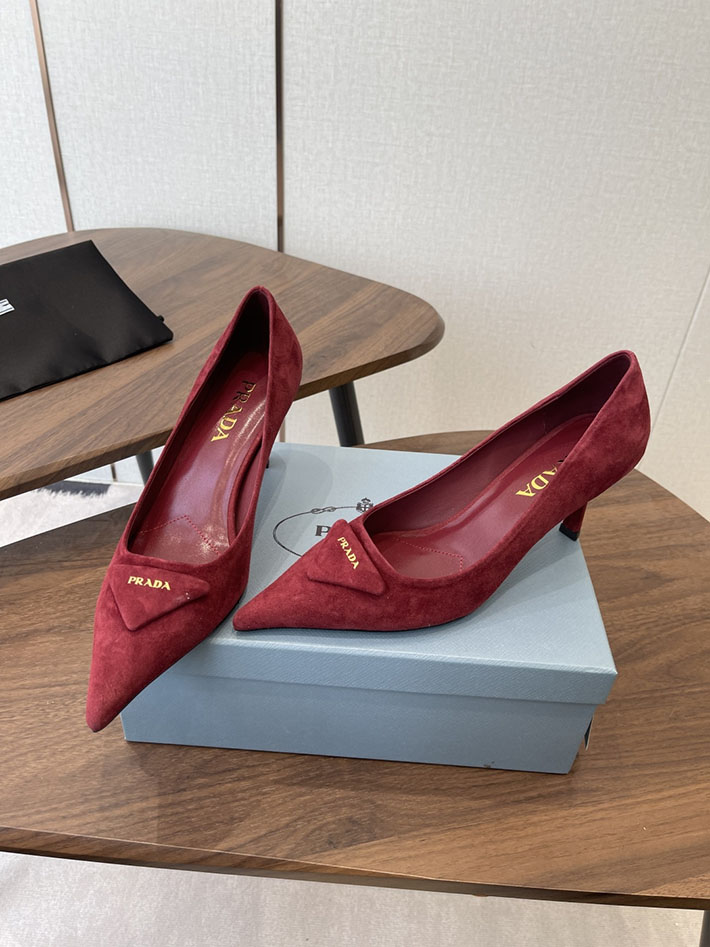 プラダ 靴 シューズ レディース 海外通販 PRADA 75mm バーガンディ スエード パンプス レッド 2628409 プラダ パンプス アウトレット - 画像 (3)