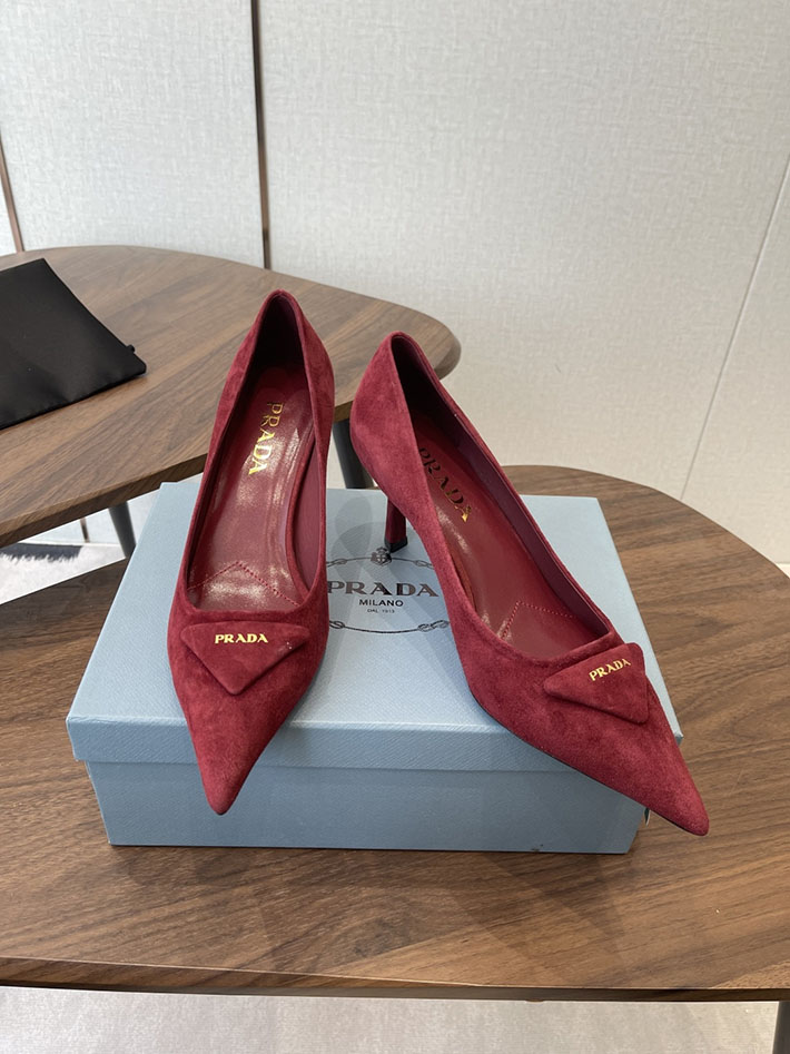 プラダ 靴 シューズ レディース 海外通販 PRADA 75mm バーガンディ スエード パンプス レッド 2628409 プラダ パンプス アウトレット - 画像 (2)