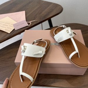 ミュウ ミュウ サンダル アウトレット