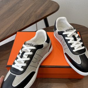 エルメス スニーカー メンズ