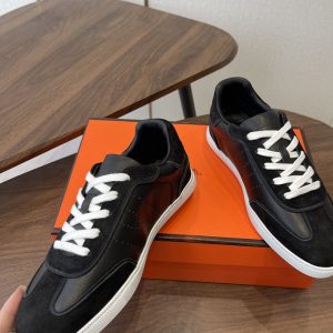 エルメス スニーカー 人気