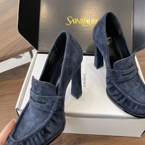 サン ローラン ローファー コーデ