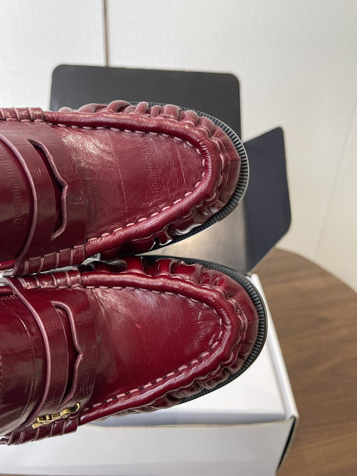 最高級サンローランスーパーコピー Saint Laurent 10cm ル ローファー パンプス イールスキン 2628444 ローファー レディース コーデ - 画像 (9)