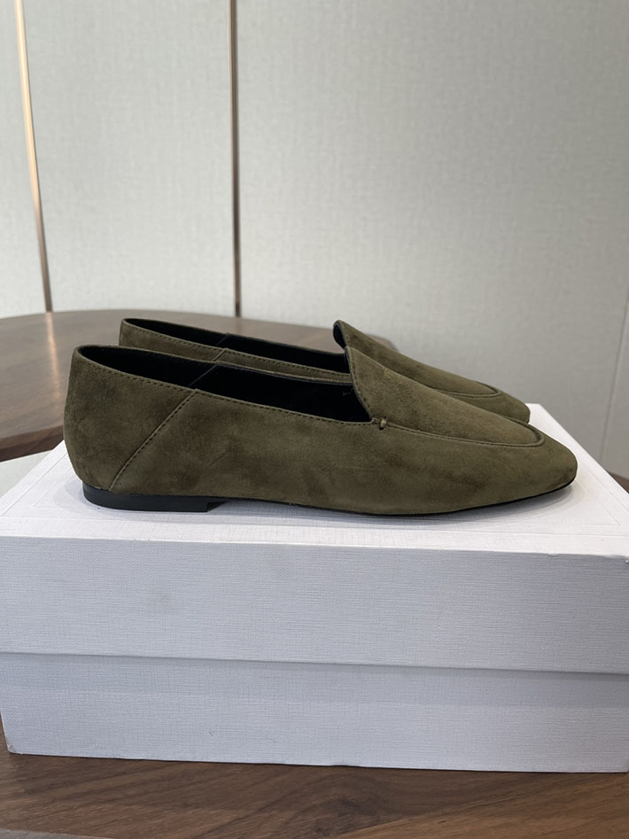 レディース 最高級セリーヌスーパーコピー CELINE オーラ ローファー ゴートスキン ライカーキ 2628451 セリーヌ ローファー アウトレット - 画像 (4)