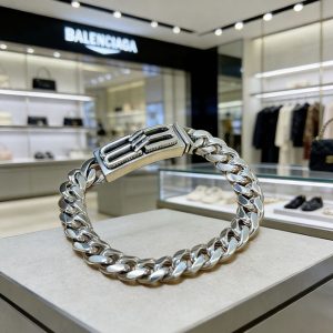 バレンシアガ ブレスレット メンズ