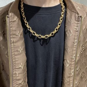 ネックレスが 売ってる 店 メンズ