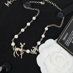 シャネル ネックレス 鹿