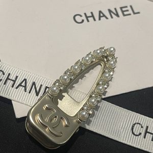 シャネル ヘアクリップ 激安