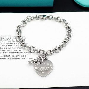 ティファニー ブレスレット 芸能人