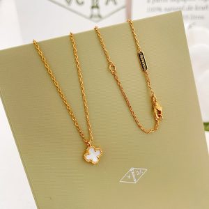 ヴァン クリーフ ネックレス 値段