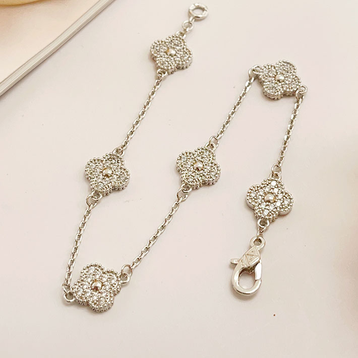 最高級ヴァンクリーフスーパーコピー VAN CLEEF & ARPELS スウィート アルハンブラ ブレスレット、6モチーフ VCARO85700 ヴァン クリーフ ブレスレット 人気 - 画像 (2)