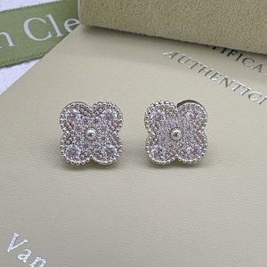 ヴァンクリーフ ピアス 安い