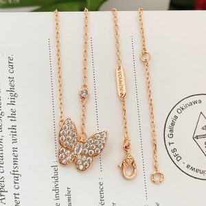 ヴァンクリーフ 蝶 ネックレス