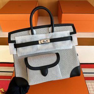 バーキン カーゴ 25 定価