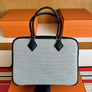 エルメス プリュム28