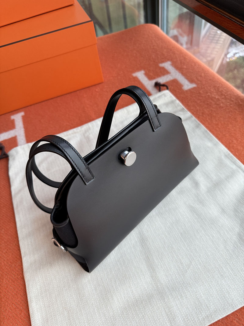 エルメス トートバッグ HERMES タブリエ・セリエ 黒 ブラック ヴァッシュ・ハンター/ヴォー・スウィフト/トワル・ミリテール ゴールド金具 2627853 - 画像 (5)