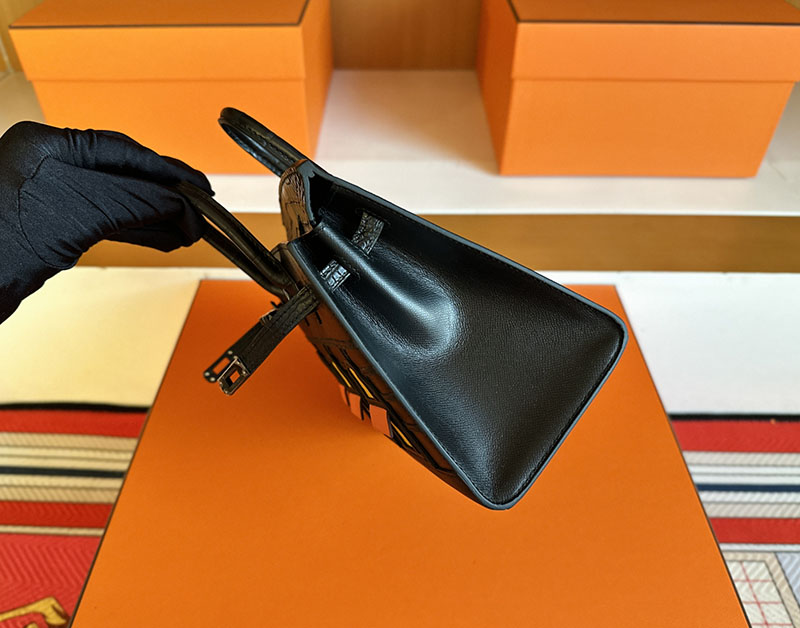 HERMES バーキン20cm セリエ フォーブル ミッドナイト クロ×ジョーヌアンブル×オレンジ ヴォー・マダム×クロコダイル アリゲーターマット×スイフト ブラック金具 2627855 - 画像 (13)