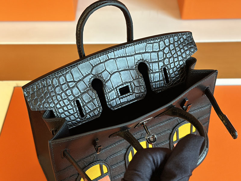 HERMES バーキン20cm セリエ フォーブル ミッドナイト クロ×ジョーヌアンブル×オレンジ ヴォー・マダム×クロコダイル アリゲーターマット×スイフト ブラック金具 2627855 - 画像 (12)